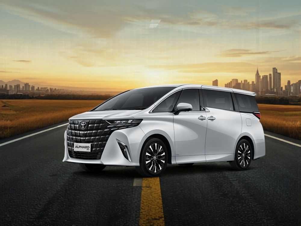 Luxury Toyota Alphard with Private Driver